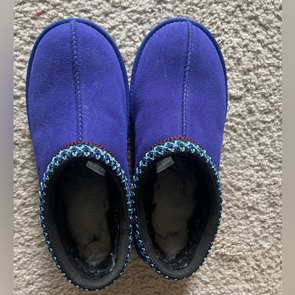UGG Tasman Kids Size 5 in Cobalt Blue / Purple - Picture 2 of 7
